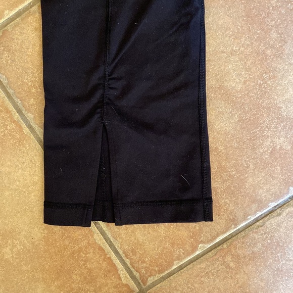 Lululemon High Rise Crop w/ Slit 19” - Picture 3 of 3